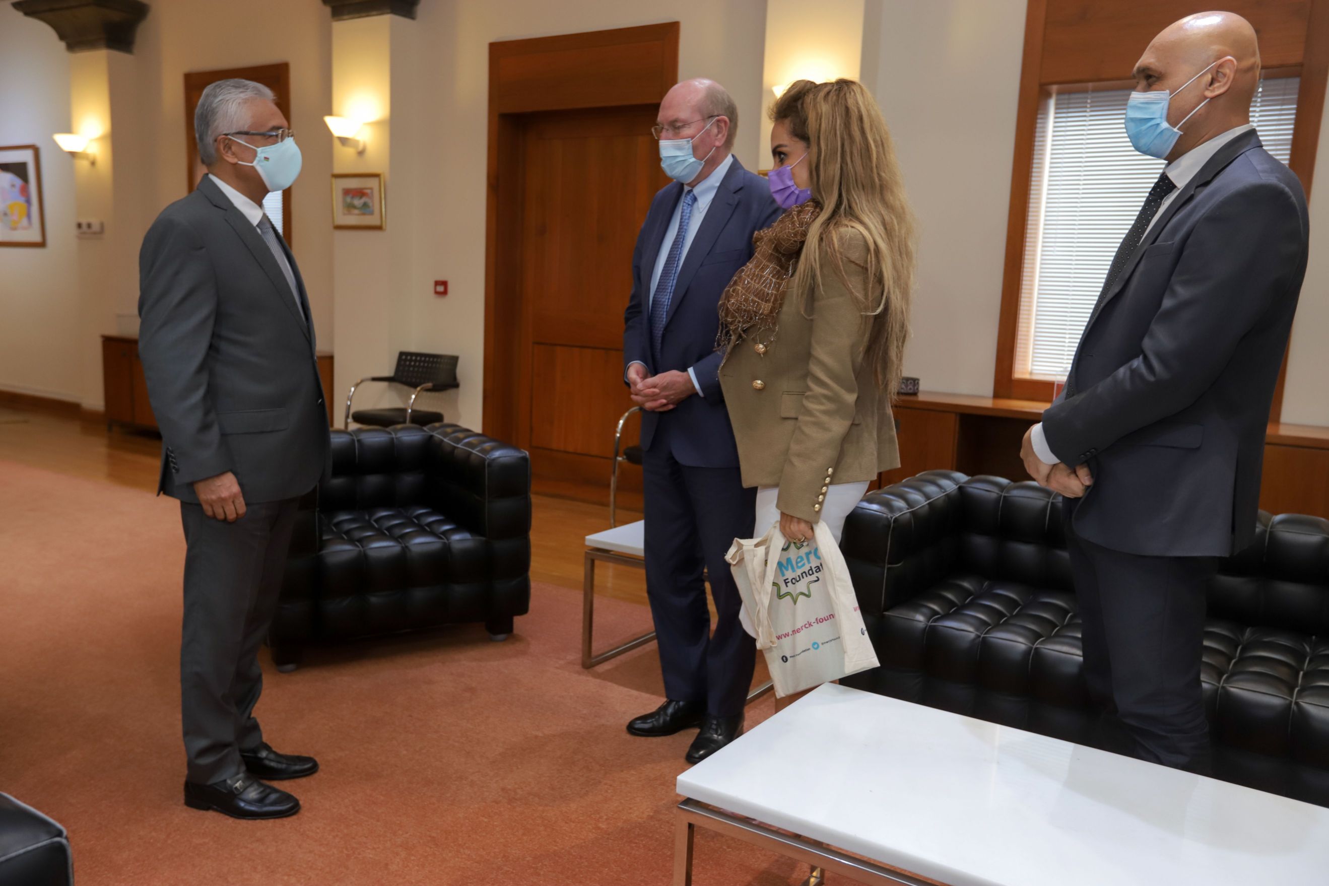 From left to right: Senator, Dr. Rasha Kelej, CEO of Merck Foundation, H.E. PRAVIND KUMAR JUGNAUTH, The Prime Minister of Mauritius, Prof. Dr. Frank Stangenberg Haverkamp, Chairman of both Executive Board of E.Merck KG & Merck Foundation Board of Trustees
